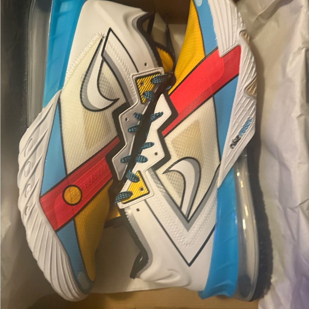 LeBron 18 low Stewie griffins